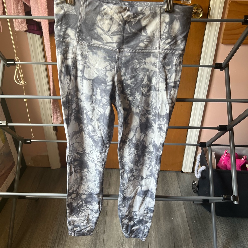 Gray Tie-Dye Leggings Athleta brand like new